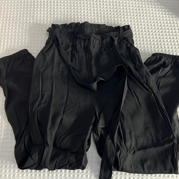 Joggers - Picture 1 of 2